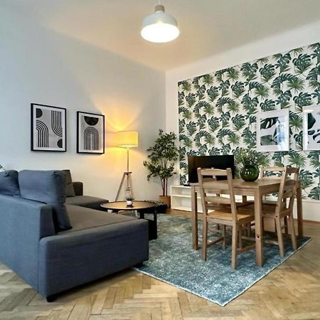 Separate Bedroom - Near Schoenbrunn Виена Екстериор снимка