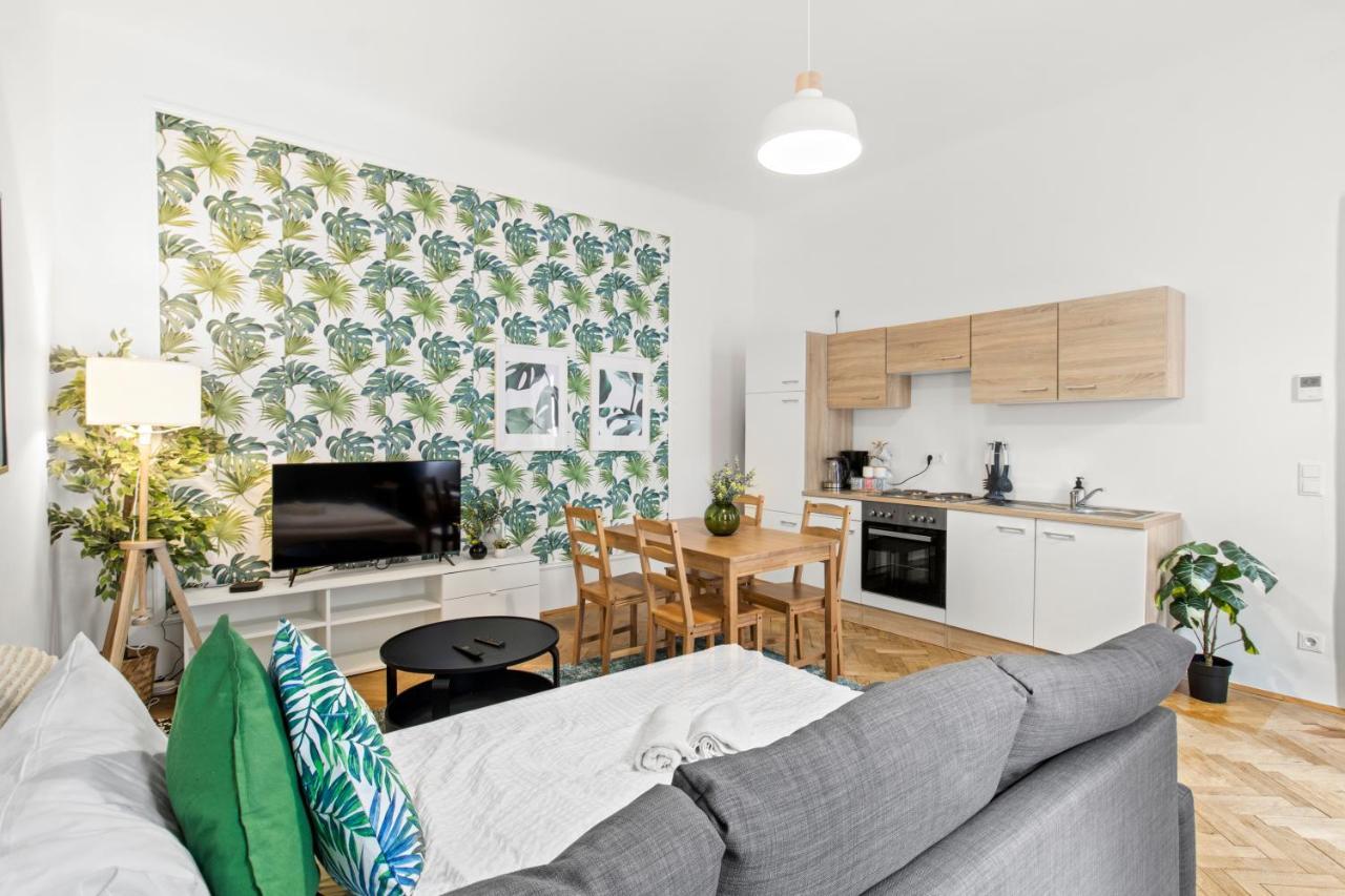Separate Bedroom - Near Schoenbrunn Виена Екстериор снимка